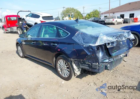 2015 Toyota Avalon Hybrid Limited from USA, damaged, VIN 4T1BD1EB9FU038272
